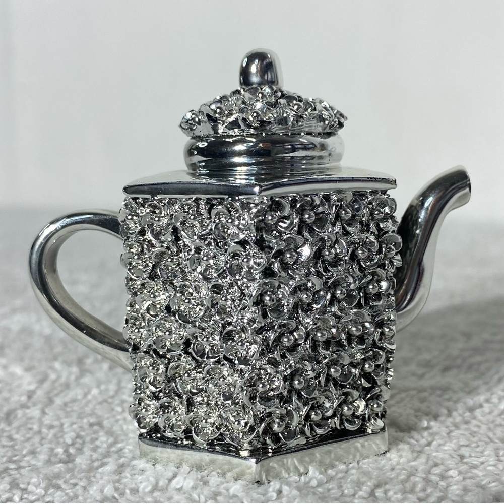 5/$35 Moda Argenti Silver Coated Decorative Hexagonal Teapot